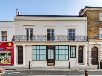 Property Image for 118-120 Guildford Street, Chertsey, KT16 9AH