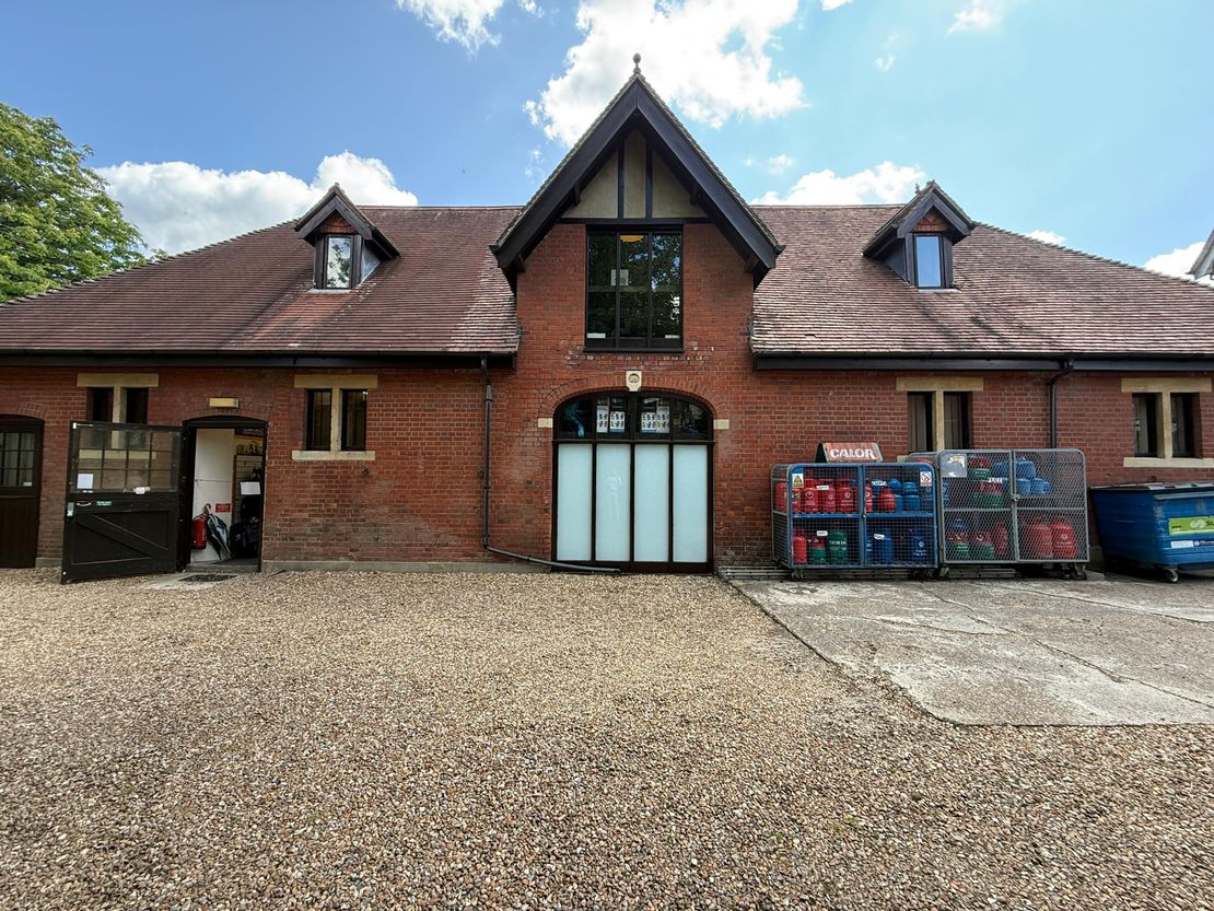 Crownyard 7-21 Romsey Road, Lyndhurst, SO43 7AA