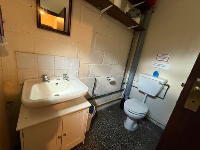 Property Image for Crownyard 7-21 Romsey Road, Lyndhurst, SO43 7AA