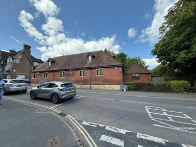 Property Image for Crownyard 7-21 Romsey Road, Lyndhurst, SO43 7AA