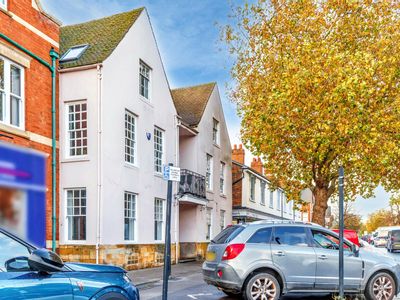 Property Image for 93, High Street, Evesham
