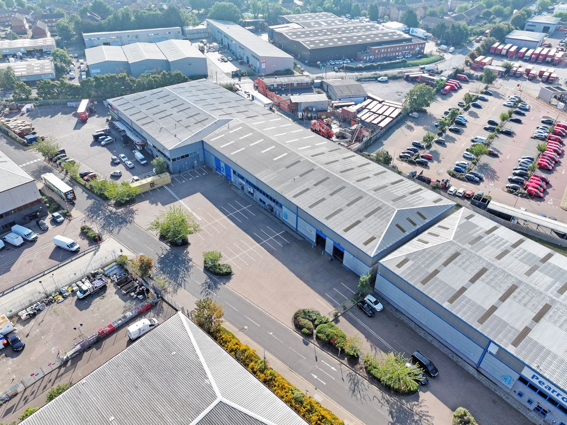 Unit 3, Beddington Cross 136-138, Beddington Farm Road, Croydon, Surrey, CR0 4XH