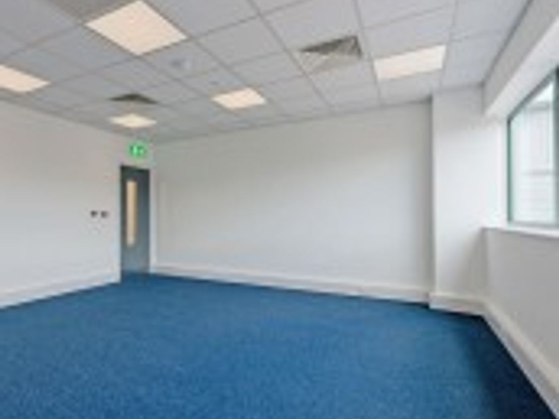 Unit 3, Beddington Cross 136-138, Beddington Farm Road, Croydon, Surrey, CR0 4XH