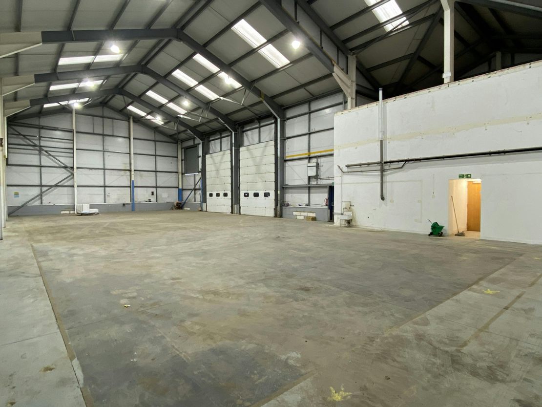 Unit 4 Castle Park West Thurrock, 730 London Road, Grays, RM20 3NL