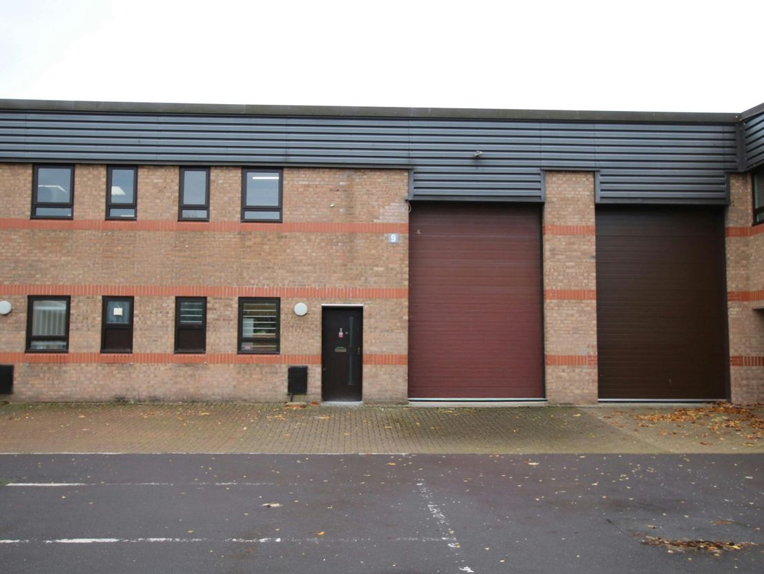 Unit 9 Stepnell Reach, 541 Blandford Road, Hamworthy, BH16 5BW