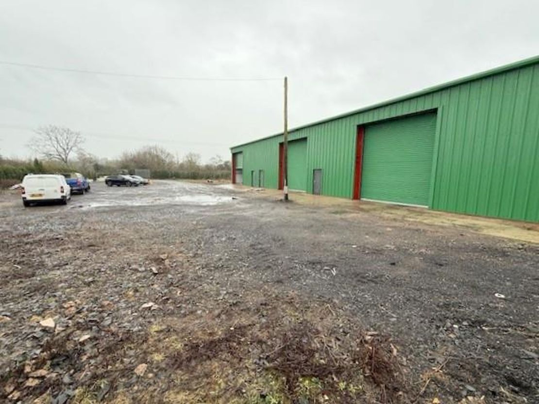 Droitwich Road, Bromsgrove B60 4DD