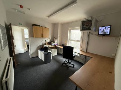 Property Image for 21 John St, Llanelli SA15 1UP