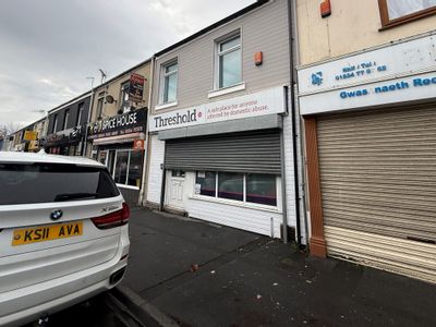 Property Image for 32 Station Rd, Llanelli SA15 1AW