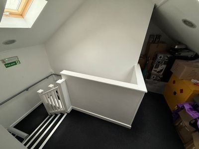 Property Image for 32 Station Rd, Llanelli SA15 1AW