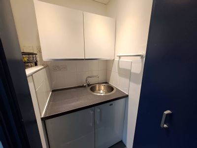 Property Image for 6 Bassett Court, Newport Pagnell, Buckinghamshire, MK16 0JN