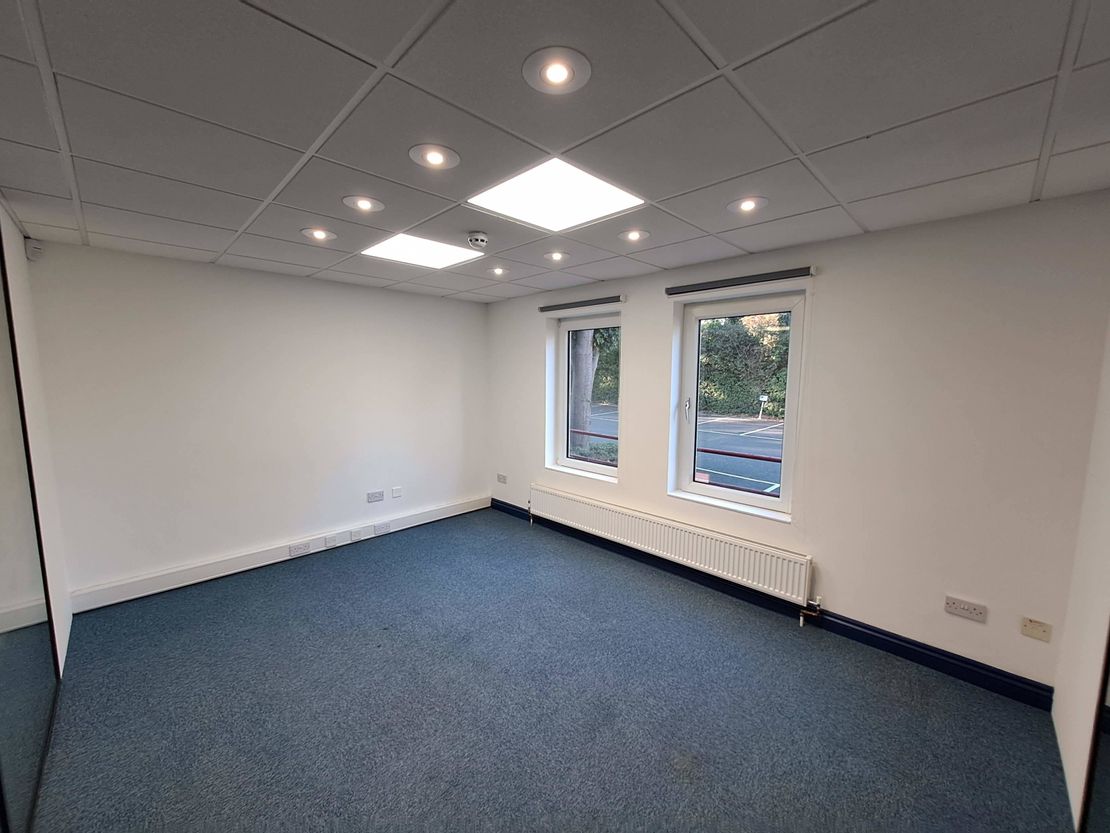 6 Bassett Court, Newport Pagnell, Buckinghamshire, MK16 0JN