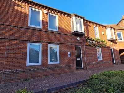 Property Image for 6 Bassett Court, Newport Pagnell, Buckinghamshire, MK16 0JN