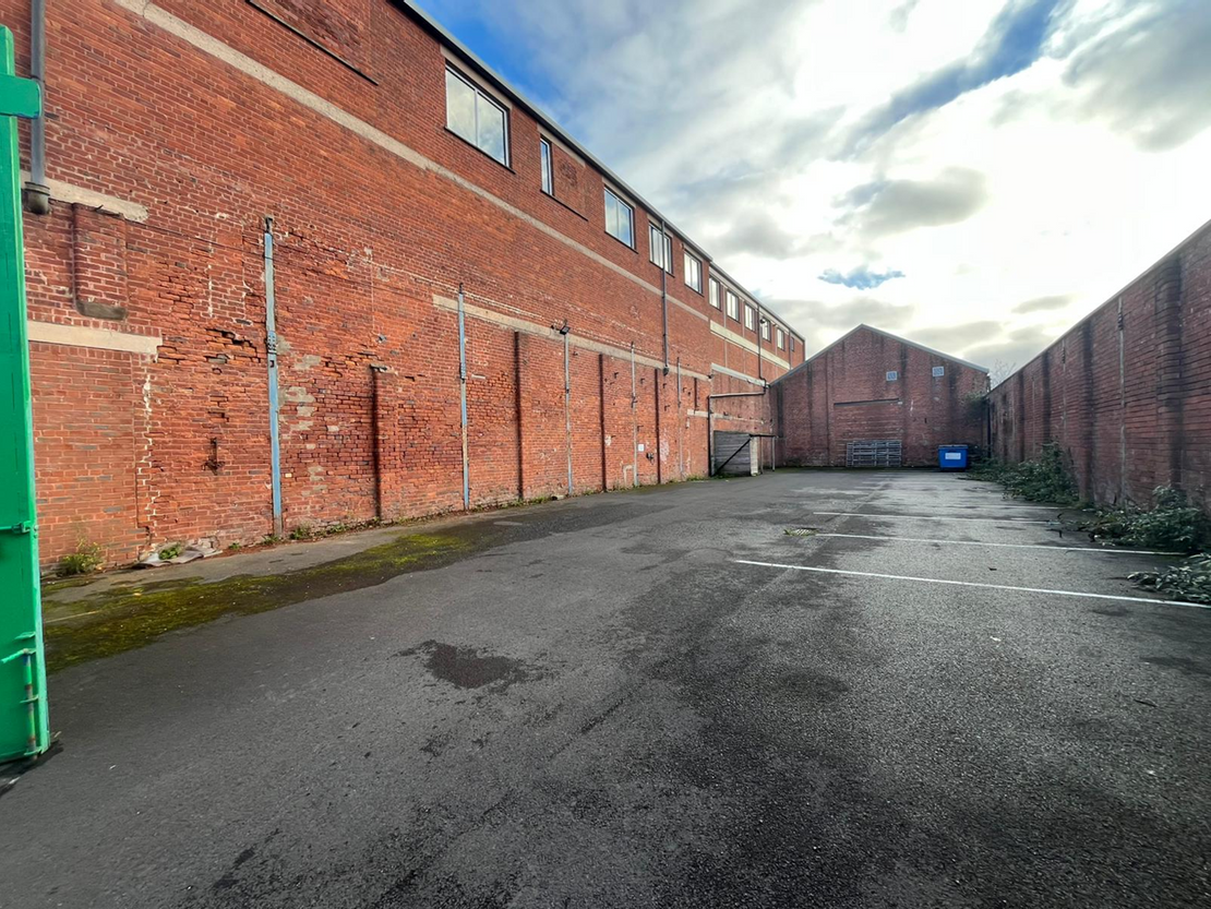 373 Trafford Park Rd, Trafford Park, Stretford, Manchester M17 1AN