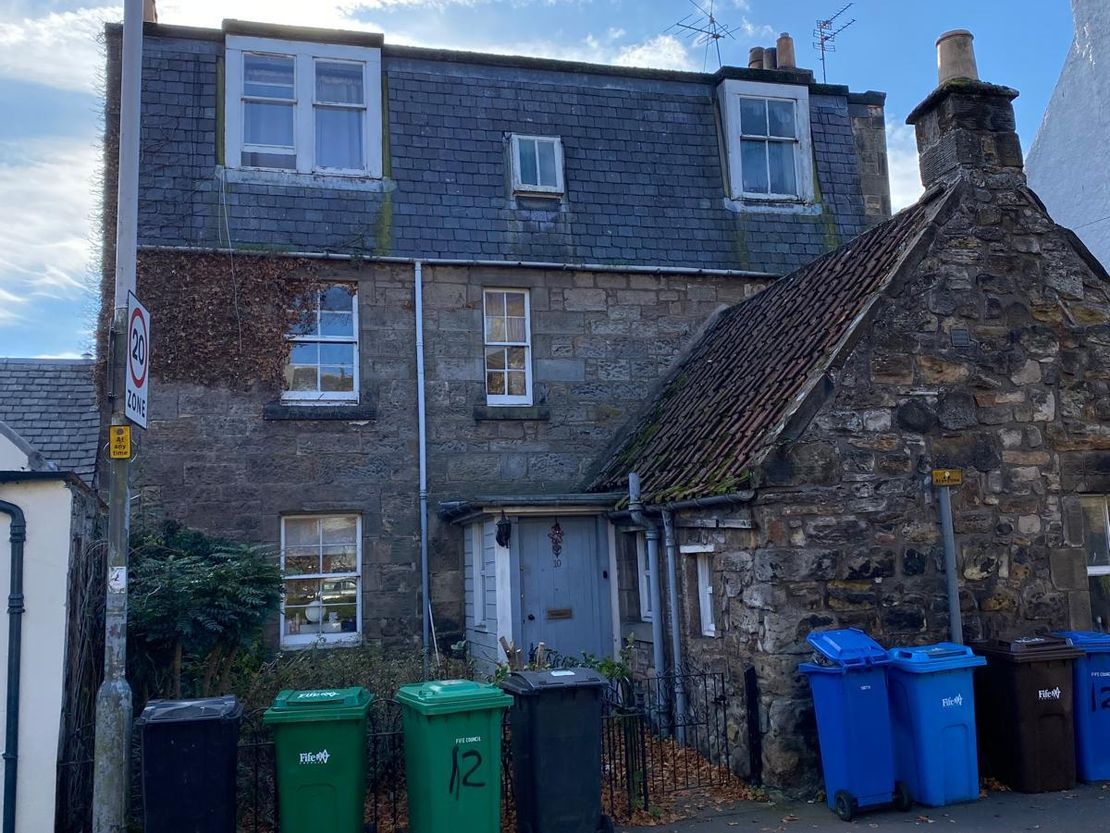 10/12 Argyle Street, St. Andrews, Fife, KY16 9BW