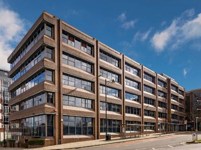 Property Image for Carew House, Railway Approach, Wallington, Surrey, SM6 0DX