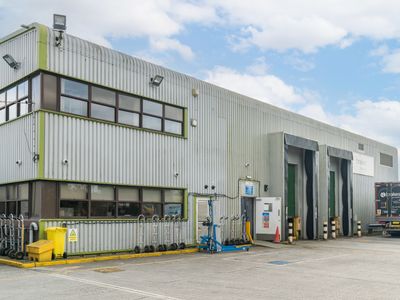 Property Image for Brake Bros, Victoria Business Park, Roche, South West, PL26 8LX