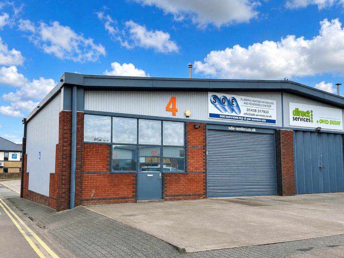 Unit 4, Hyatt Trading Estate, Babbage Road, Stevenage, Hertfordshire, SG1 2EQ