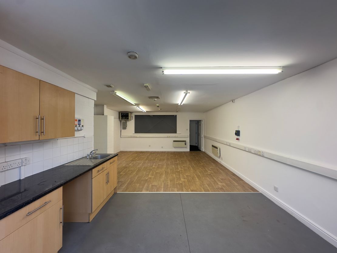 Unit 4, Hyatt Trading Estate, Babbage Road, Stevenage, Hertfordshire, SG1 2EQ