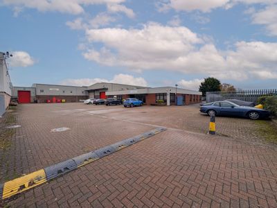 Property Image for 310-312 Dallow Road, Luton, Bedfordshire, LU1 1TD