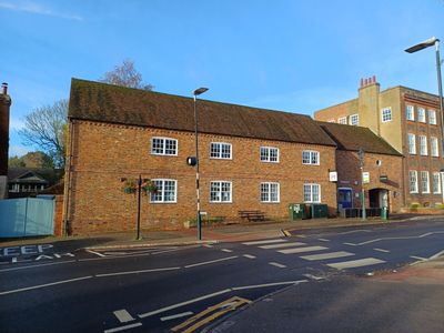 Property Image for First Floor, The Old Cock Inn, High Street, Redbourn, St. Albans, Hertfordshire, AL3 7LZ