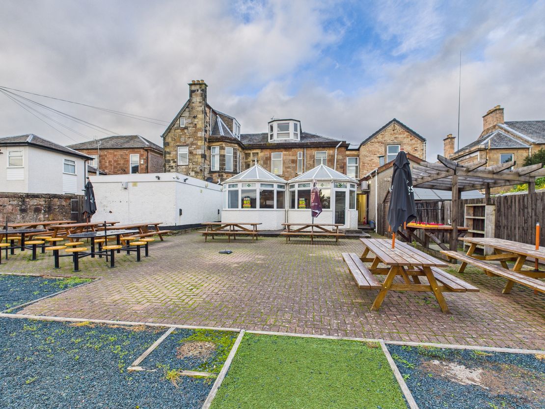 Portmann Hotel, 42 Portland Road, Kilmarnock, East Ayrshire, KA1 2DL