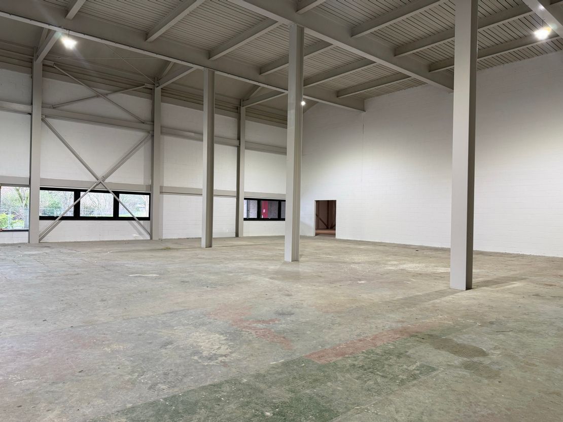 Warehouse With Yard, Blundell's Corner, Beverley Road, Hull, East Yorkshire, HU3 1XS