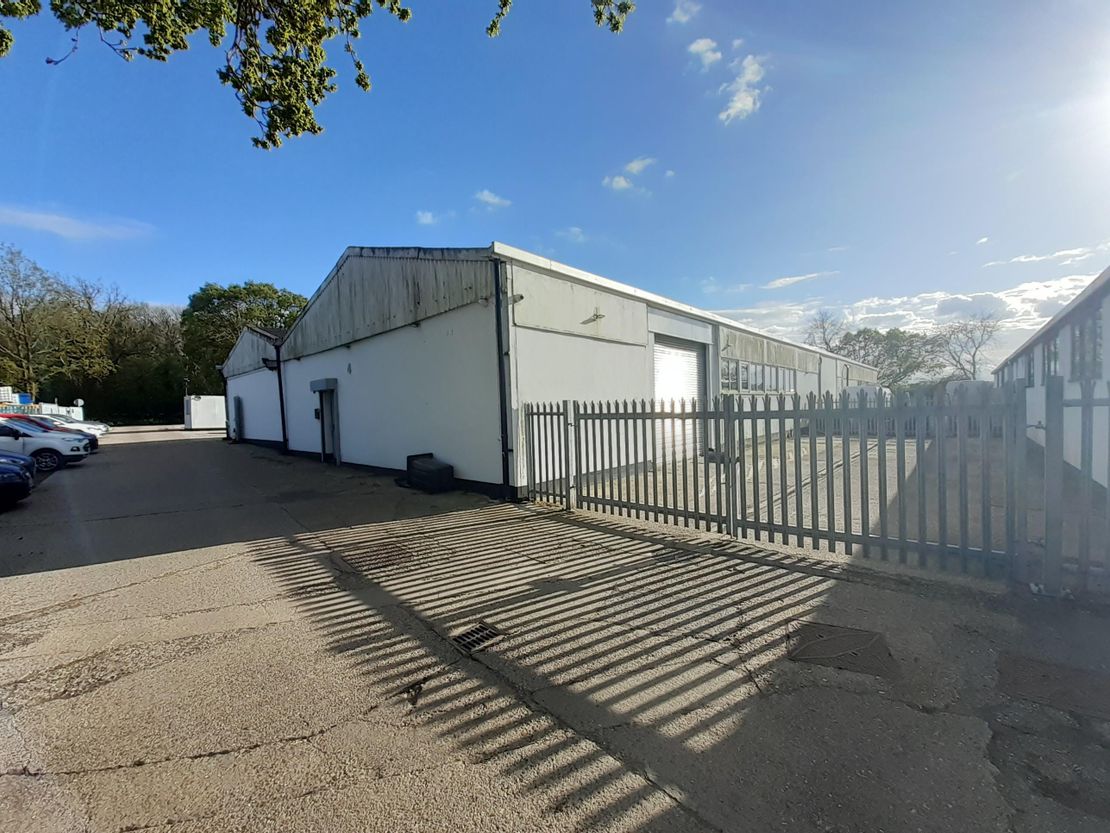 Unit/Yard 4, Five Tree Works Industrial Estate, Bakers Lane, West Hanningfield, Chelmsford, Essex, CM2 8LD