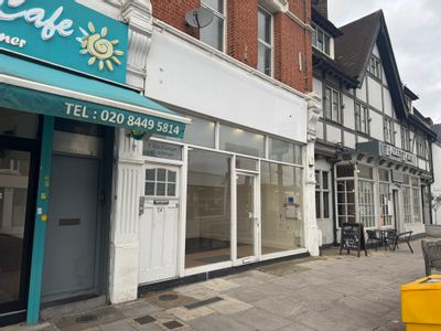 Property Image for 1 Exchange Buildings, High Street, Barnet, EN5 5SY
