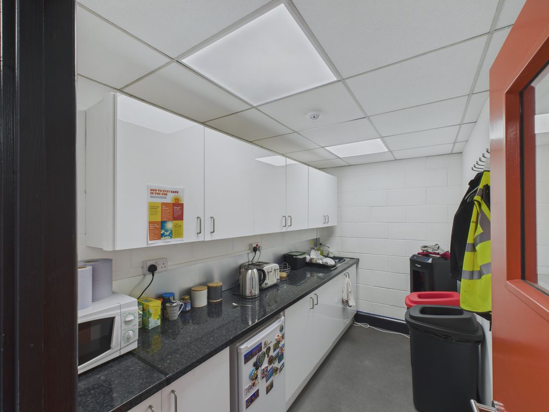First Floor Office, Second Avenue, Zone 2, Deeside Industrial Park, Deeside, CH5 2NX