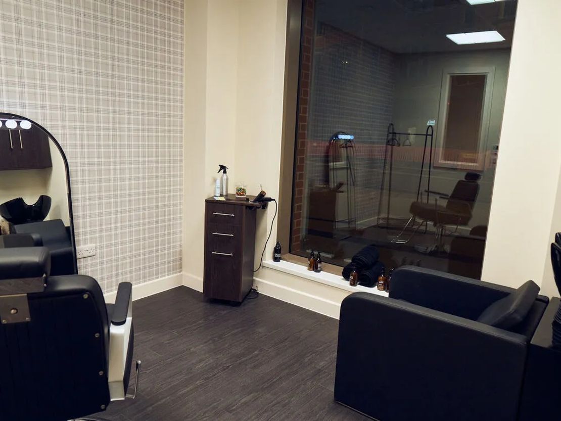 Phenix Salon Suites, The Condor, 1 Springwell Square, Derby, Derbyshire, DE1 1FB