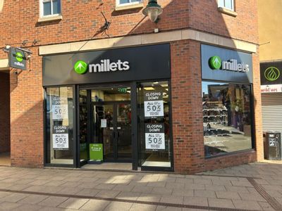 Property Image for Unit 10 St Marks Place Shopping Centre, Newark, Newark, Nottinghamshire, NG24 1XT