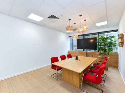 Property Image for Waterfront House, Technology Drive, Beeston Business Park, Beeston, Nottinghamshire, NG9 1LA