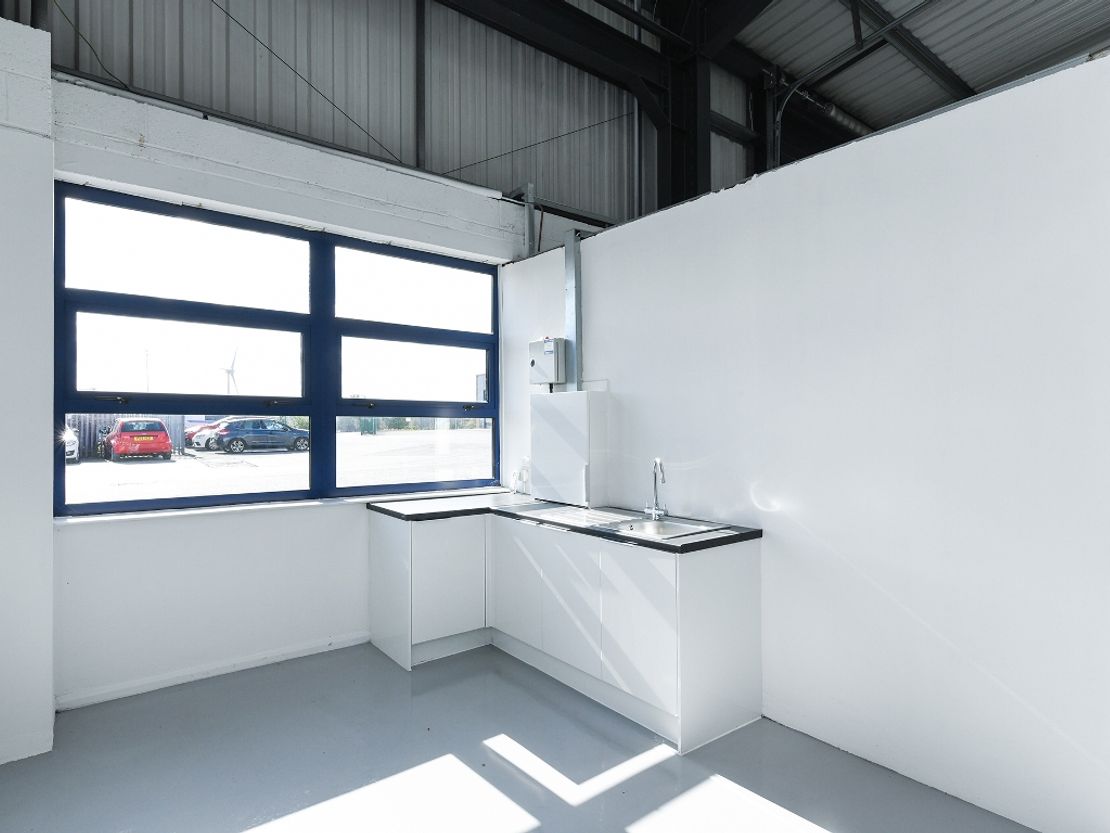 Unit 7 Ecclesbourne Park, Cotes Park Lane, Alfreton , Derbyshire, DE55 4RF