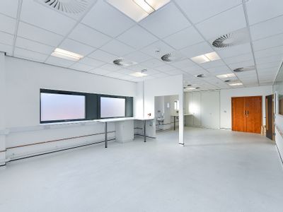 Property Image for Ground Floor Suite, i2 Centre, Oakham Business Park, Mansfield, Nottinghamshire, NG18 5FB