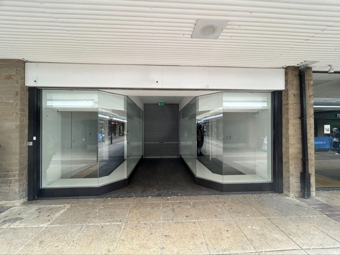 Unit 17 Princess of Wales Precinct, Dewsbury, Dewsbury, West Yorkshire, WF13 1NH