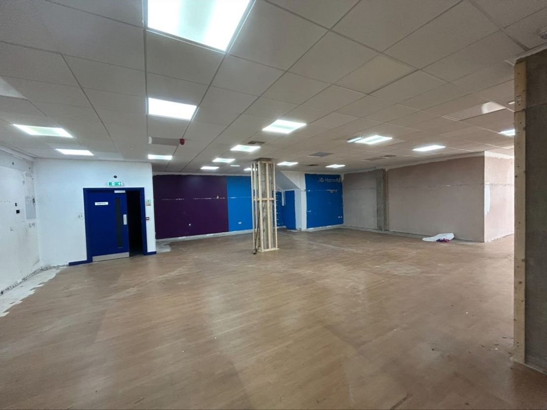 Unit 11 Princess of Wales Precinct, Dewsbury, Dewsbury, West Yorkshire, WF13 1NH