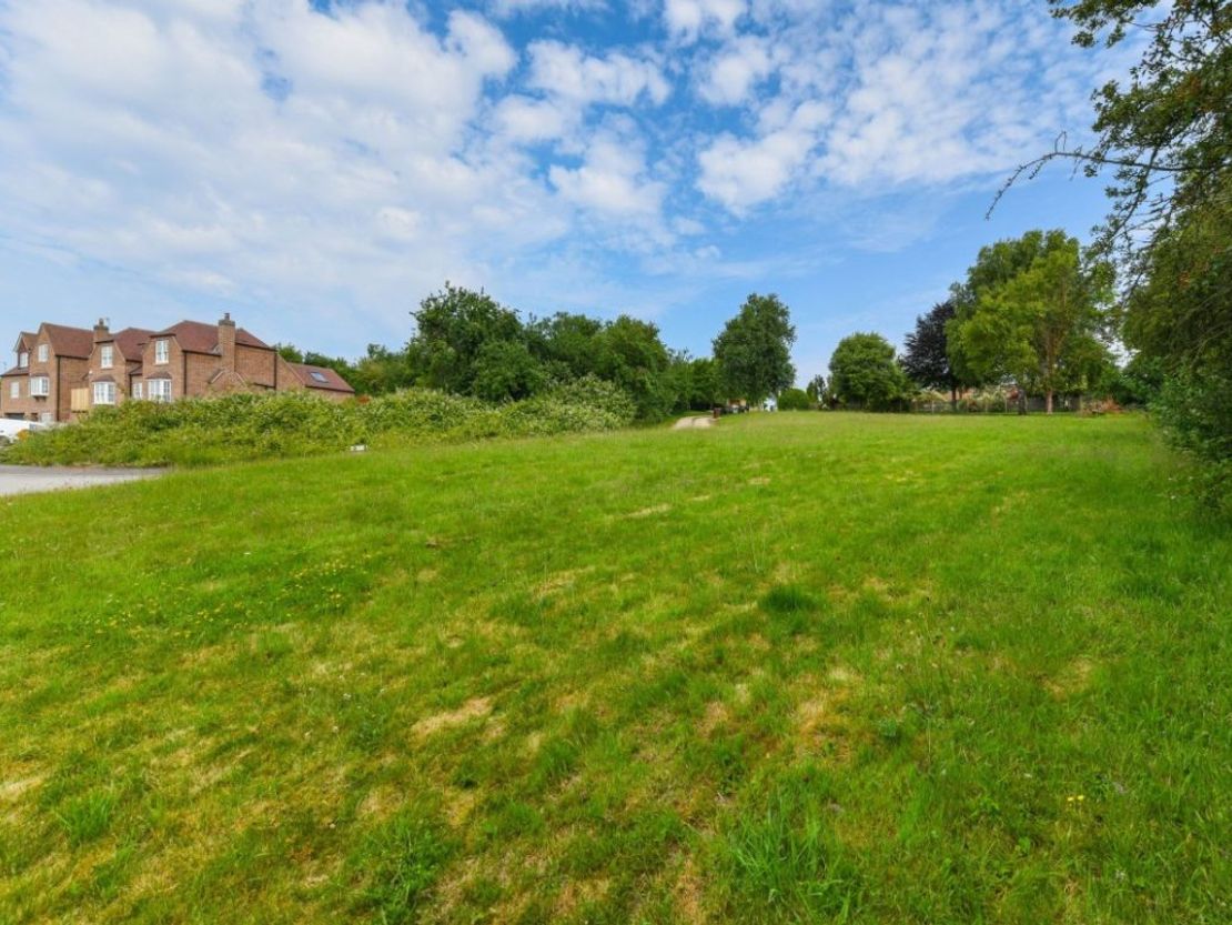 Woodborough Village, Woodborough, Nottingham, Nottinghamshire, NG14 6BT