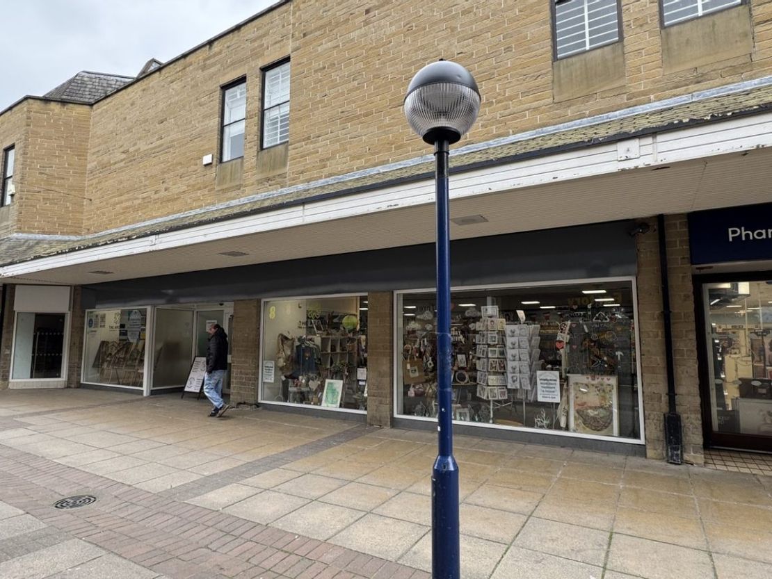 Unit 1a Princess of Wales Precinct, Dewsbury, Dewsbury, West Yorkshire, WF13 1NH
