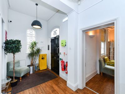 Property Image for Room 15, Nottingham Park Clinic, 36 Regent Street, Nottingham, Nottinghamshire, NG1 5BT