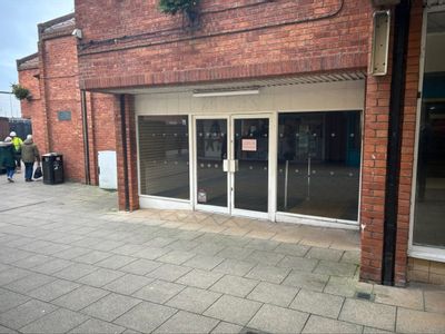 Property Image for Unit 5 St Marks Shopping Centre, Unit 5 St Marks Place, Newark, Nottinghamshire, NG24 1XT