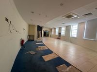 Property Image for 41 Market Place, 41 Market Place, Newark, Nottinghamshire, NG24 1EJ
