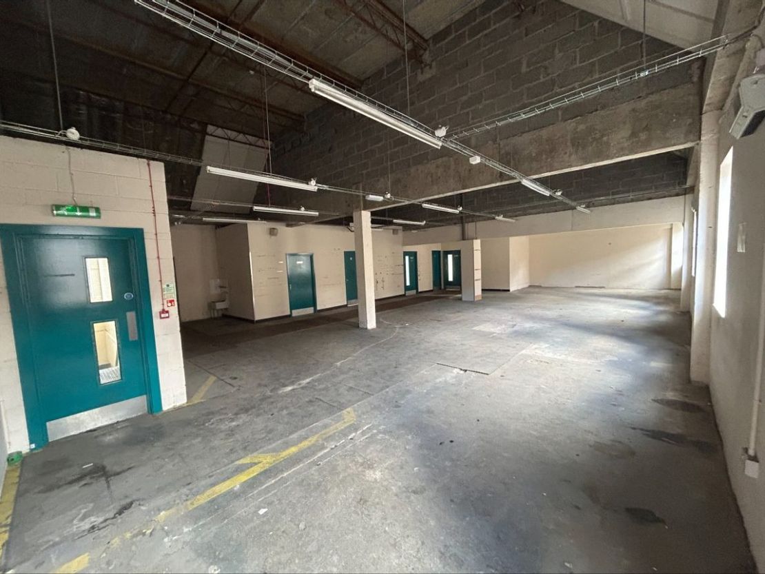Units 3-5 Princess of Wales Precinct, Dewsbury, Dewsbury, West Yorkshire, WF13 1NH