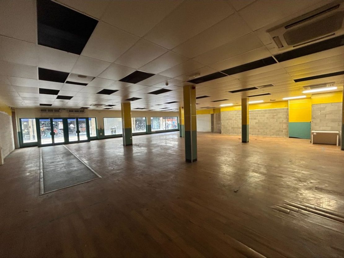 Units 3-5 Princess of Wales Precinct, Dewsbury, Dewsbury, West Yorkshire, WF13 1NH