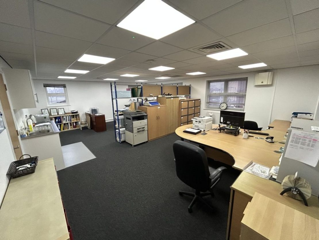 First Floor, 6a Wilford Lane, West Bridgford, West Bridgford, Nottingham, Nottinghamshire, NG2 7QX