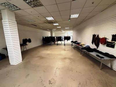 Property Image for Unit 13, Market Gates Shopping Centre, Market Gates Shopping Centre, Great Yarmouth, Norfolk, NR30 2BG