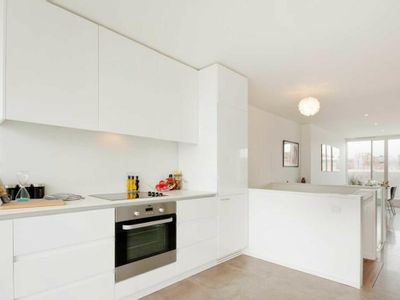 Property Image for Nottingham One, Canal Street, Nottingham, Nottingham, Nottinghamshire, NG1 7HG