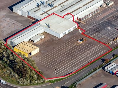 Property Image for Workshops With Yard, Ramsgate Road, Sandwich, Kent, CT13 9QN