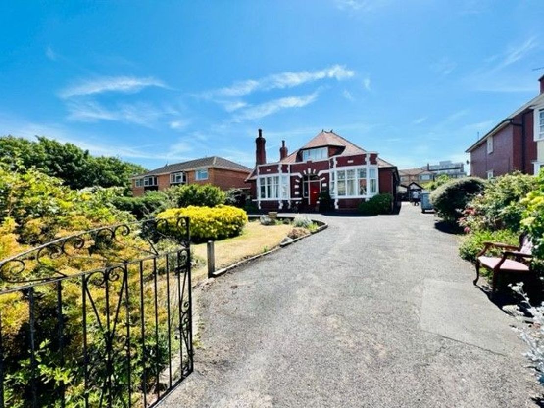 Rest Homes, Lytham St Annes, FY8