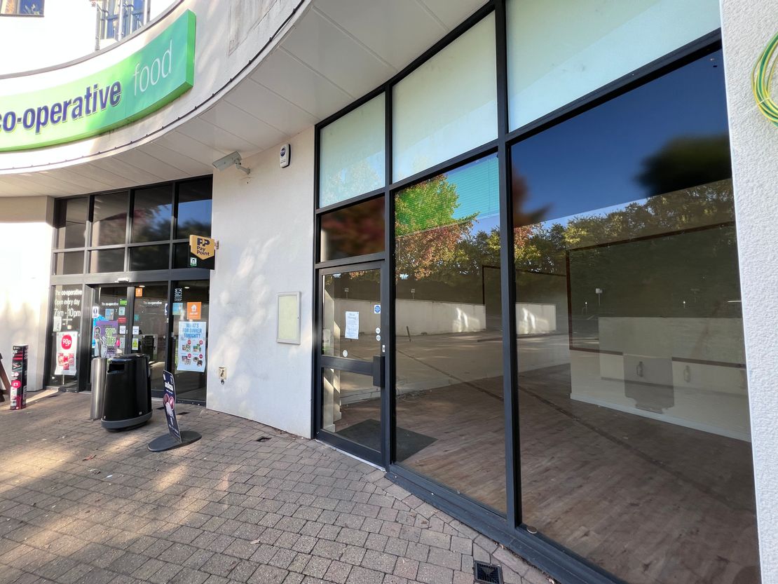 Ground Floor Retail Unit, Woodhouse Court, 88 Ringwood Road, Verwood, Dorset, BH31 7AL