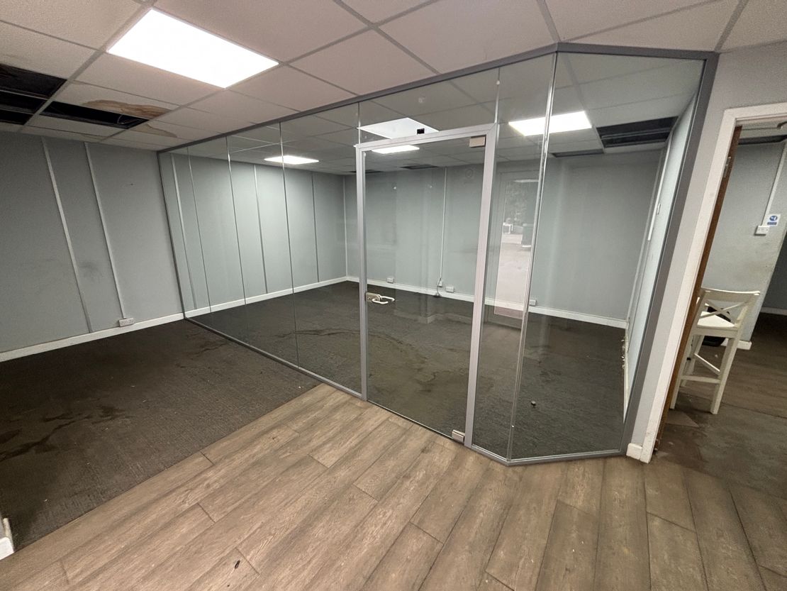 Unit V2 Willments Industrial Estate, Hazel Road, Southampton, Hampshire, SO19 7HS